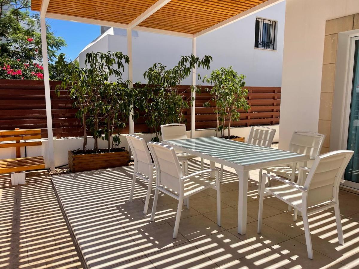 Sol y Mar Malama Villa Paralimni Exterior foto
